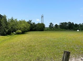 1 Sandy Ln, Hampstead, NC 28443