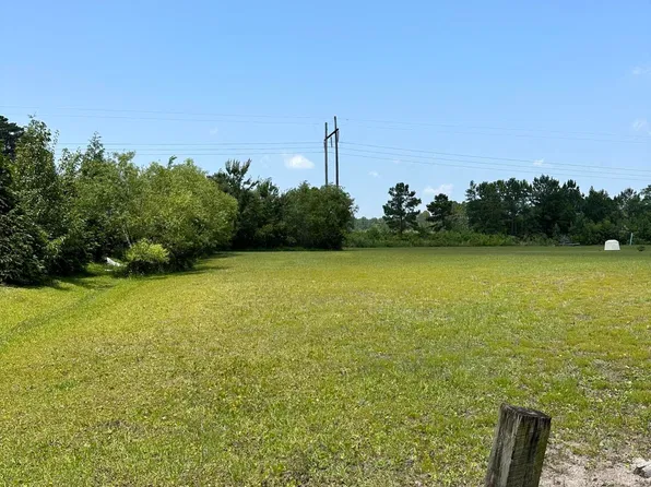 1 Sandy Lane, Hampstead, NC 28443