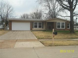 2690 Radcliffe Dr, Florissant, MO