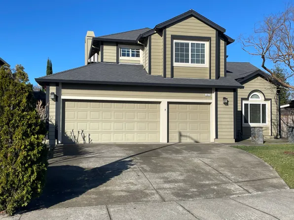1817 Vermillion Way, Santa Rosa, CA 95403