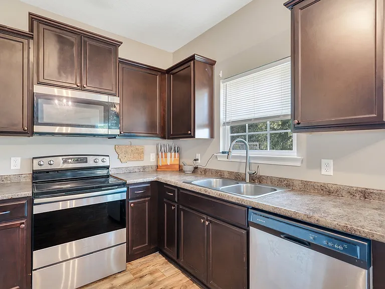 62 Robert Baker Ct — Photo 2