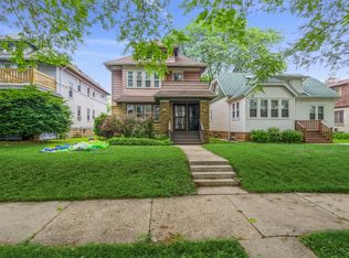 3207 N 44th St #3209, Milwaukee, WI 53216