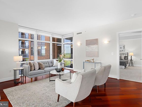 4th image of 8220 Crestwood Heights Dr APT 1204