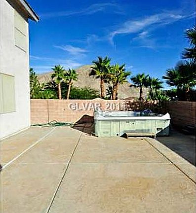 5th image of 10421 Grassyrock Ct