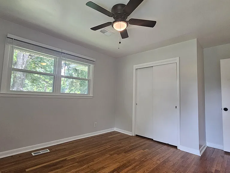 3725 Broadmor Rd NW — Photo 20