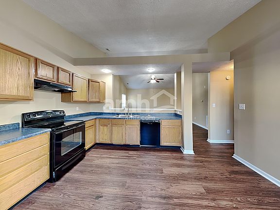 3rd image of 3436 Trillium Ct