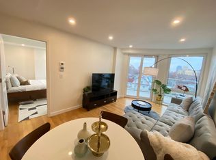 4223 Parsons Blvd #2B, Flushing, NY 11355