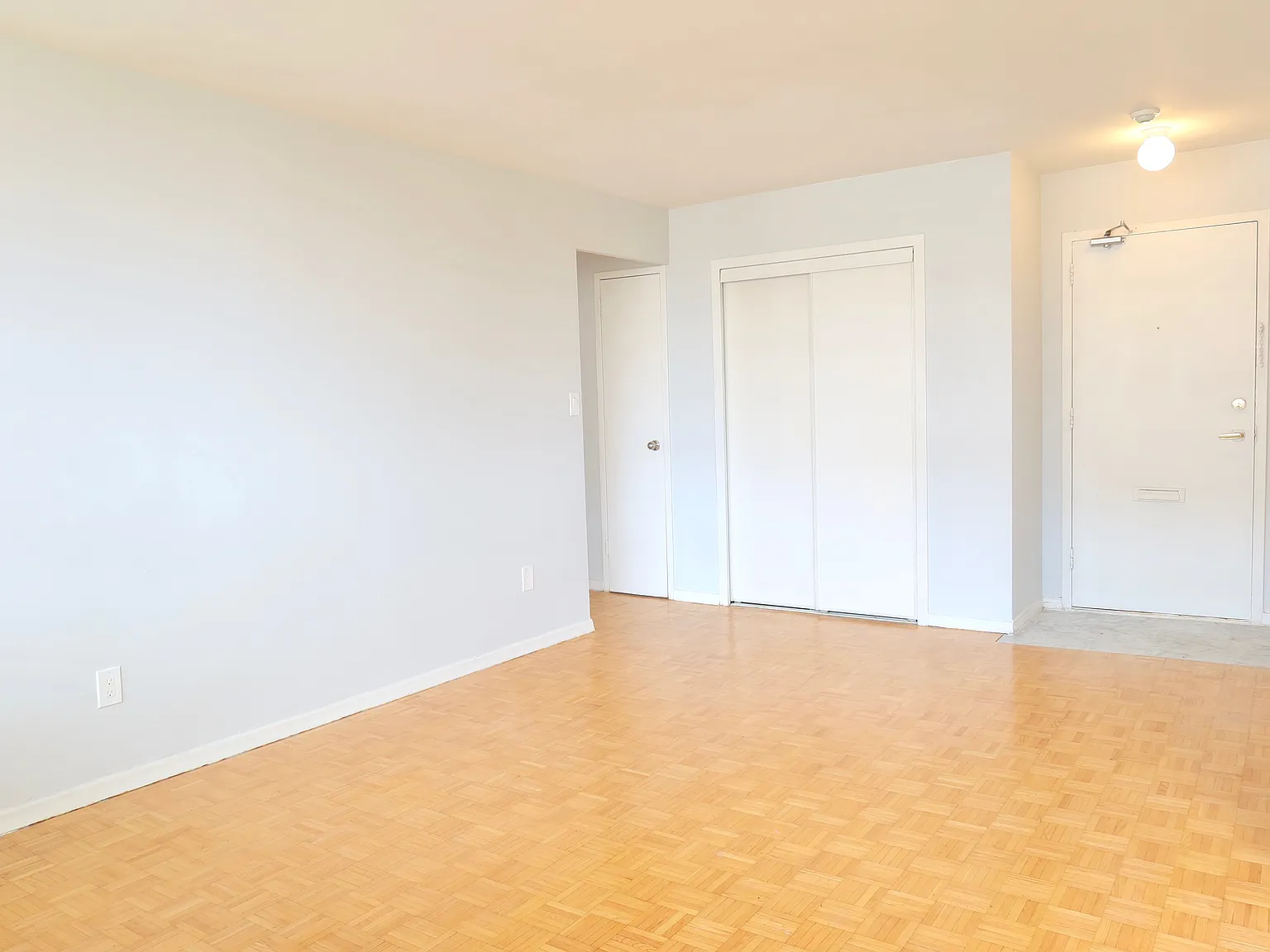 55 Cosburn Avenue — Photo 3