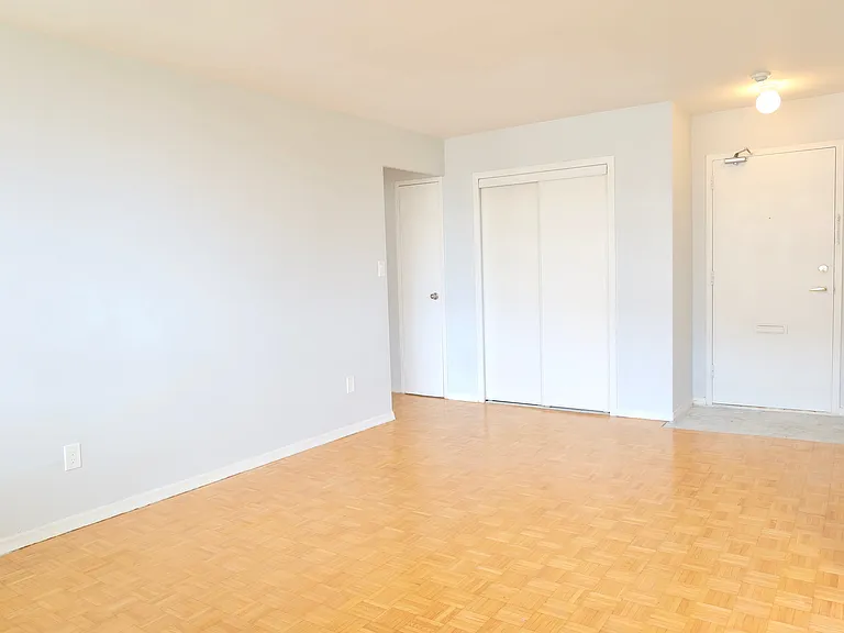 55 Cosburn Ave #2 — Photo 3