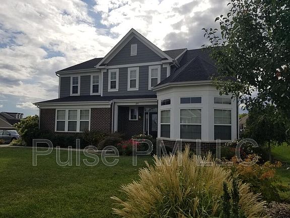 2nd image of 2499 Sierra Dr