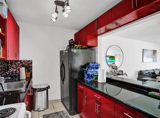 424 SW 7th St APT 403, Miami, FL 33130
