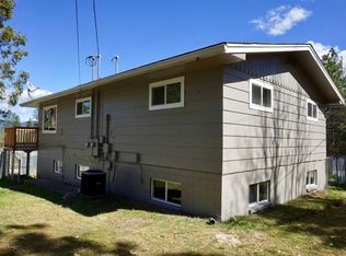 3870 New Hope Rd, Grants Pass, OR 97527