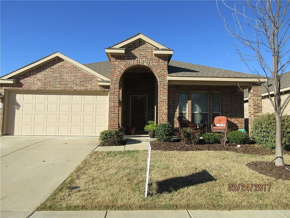 1st image of 1110 Lubbock Ln