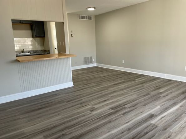 444 S Ashland Ave APT C16