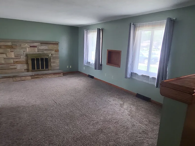 297 Maylawn Ave — Photo 13