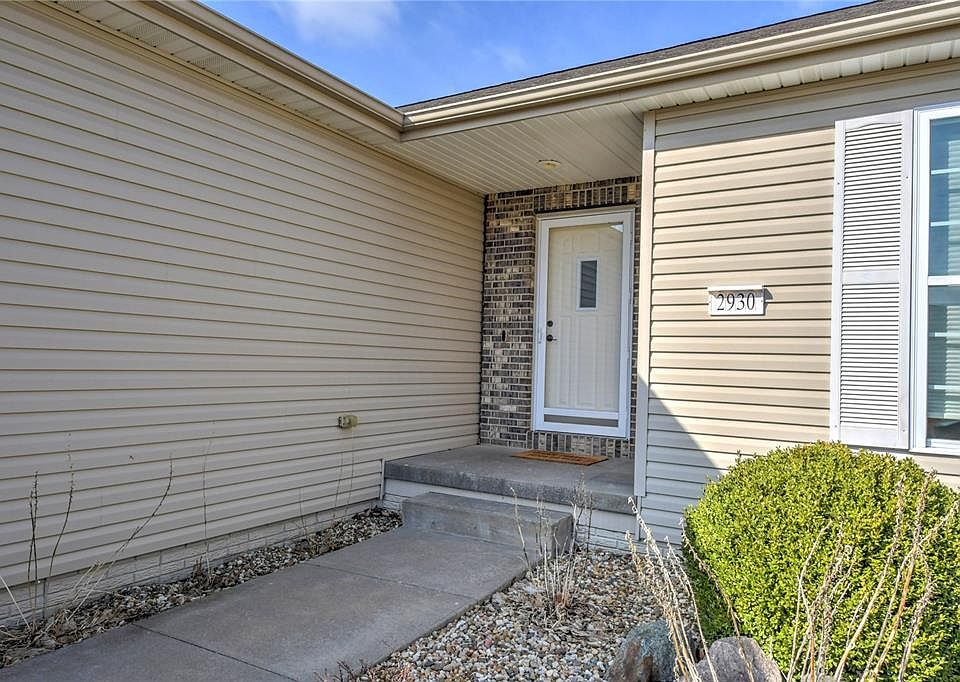 1st image of 2930 Roseberry Ct