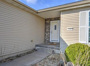 2930 Roseberry Ct, Marion, IA 52302
