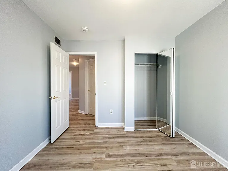 122 Vineyard Rd — Photo 19
