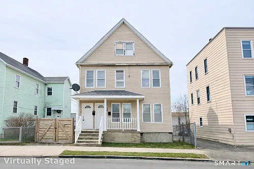 259 6th St Photo 1