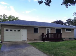 813 Simon Ave, Carroll, IA 51401