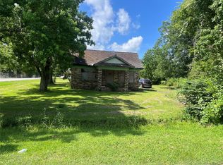 629 Ezekiel Smith St, Waller, TX 77484