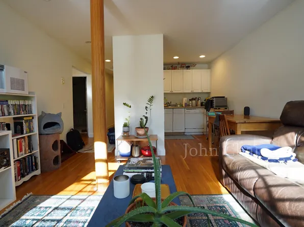 1292 Commonwealth Ave, Boston, MA