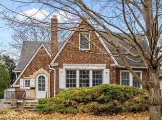 1767 Clifton Ave, Highland Park, IL 60035