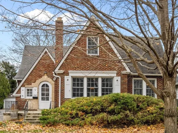 1767 Clifton Ave, Highland Park, IL 60035