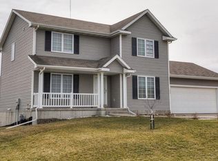 1707 Dogwood Ct SW, Altoona, IA 50009