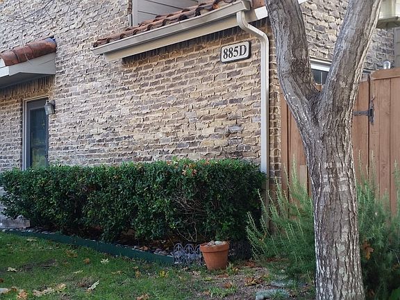 2nd image of 885 Dublin Dr APT D