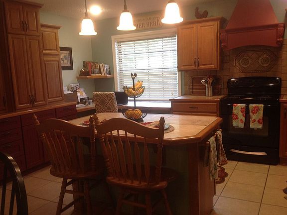4th image of 246 Westlake Dr
