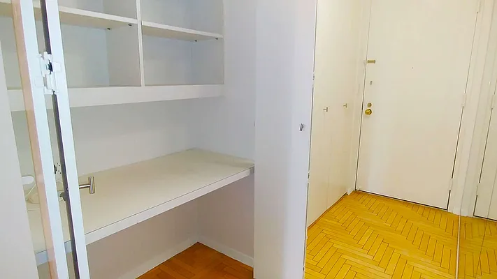 Rented by Barlavi Inc. | media 9