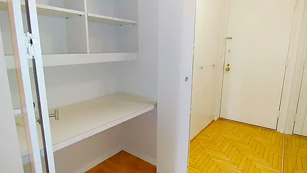 Rented by Barlavi Inc.