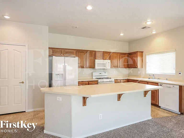 4025 Amberdale Ave — Photo 4