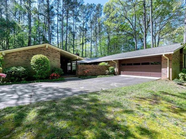 205 Glasgow Rd, Cary, NC 27511