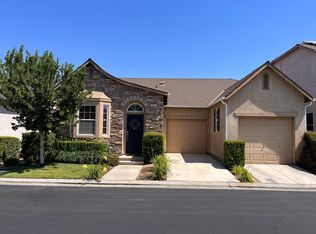 629 W Casanova Ln, Clovis, CA