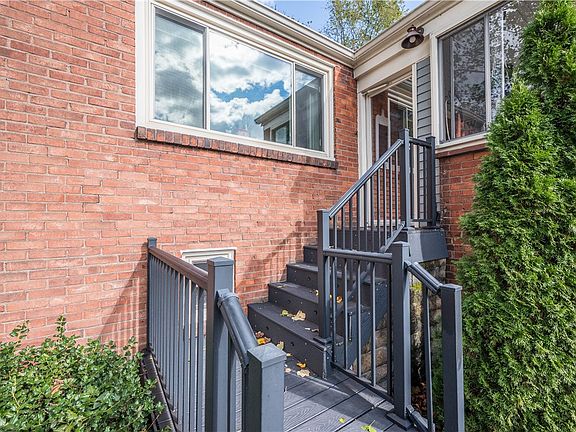 5th image of 2704 Mackinaw Ave