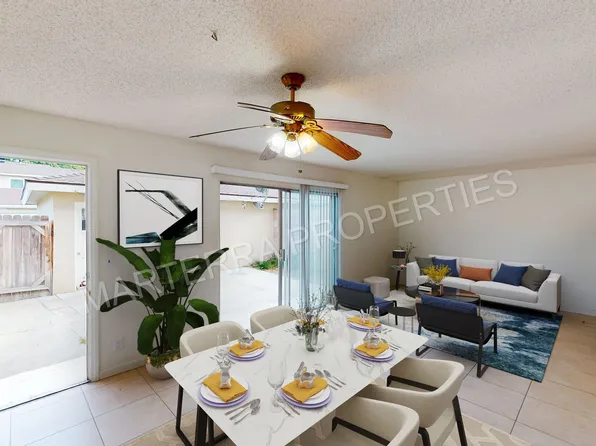 8211 Foxhall Dr, Huntington Beach, CA 92646