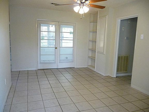 2nd image of 4206 Ella Blvd