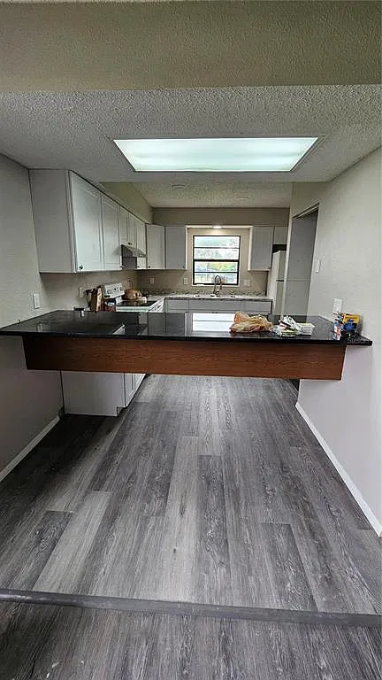 2 bed, 2.0 bath, 1044 sqft, $1,350 — Photo 3