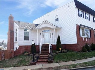 15099 London Rd, Philadelphia, PA 19116