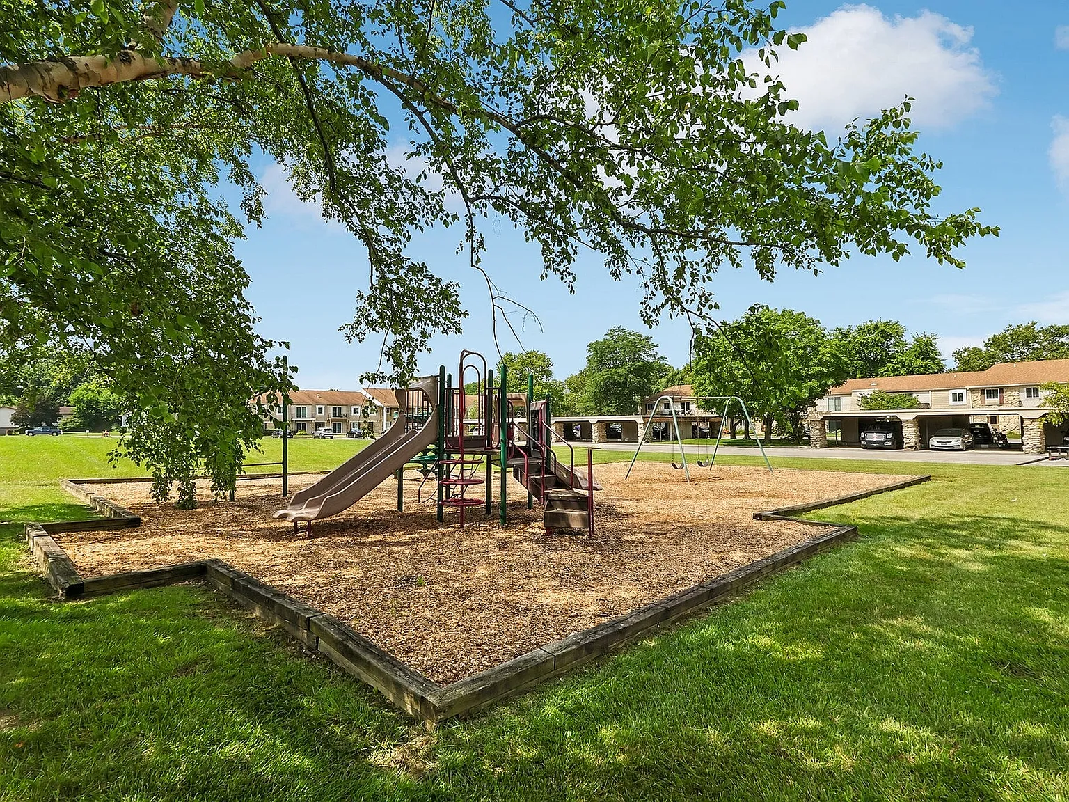 Andover Park — Photo 4