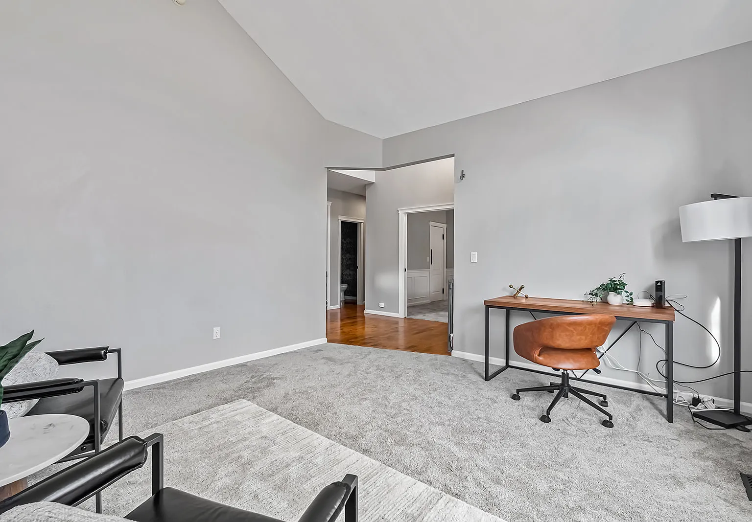 5 bed, 3.5 bath, 2866 sqft, $8,500 — Photo 4