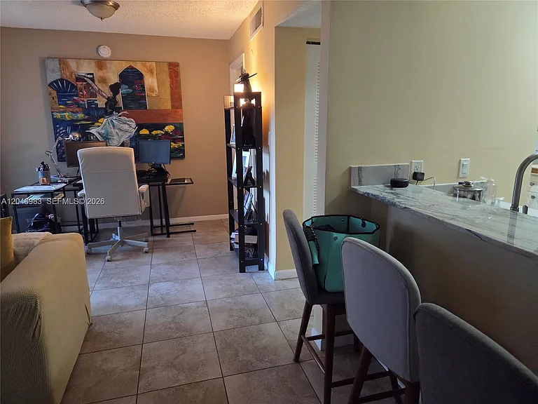 520 S Park Rd #1612 — Photo 8