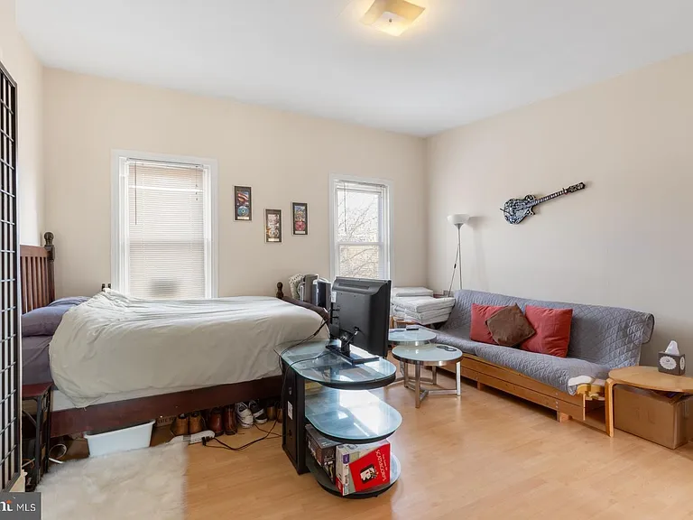 1804 Fairmount Ave #3 — Photo 3