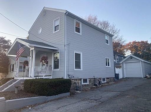 3rd image of 17 Caswell Ave