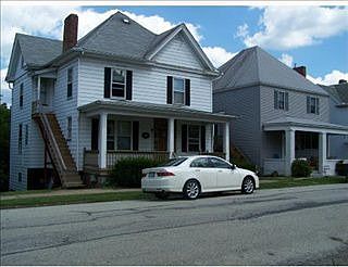 1st image of 519 Sidney St