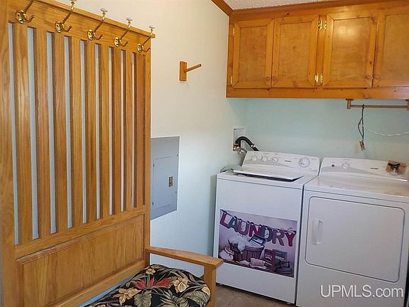 2nd image of 337 Washington Ave
