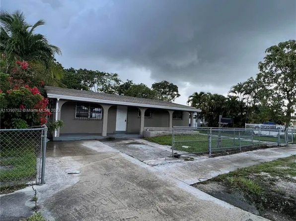 4365 NW 170th St, Miami Gardens, FL 33055