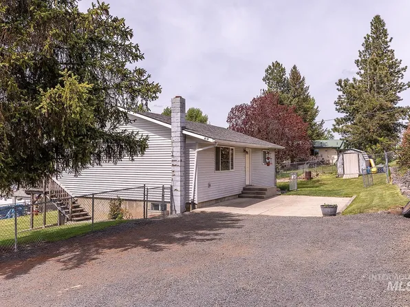 609 Scott St, Troy, ID 83871